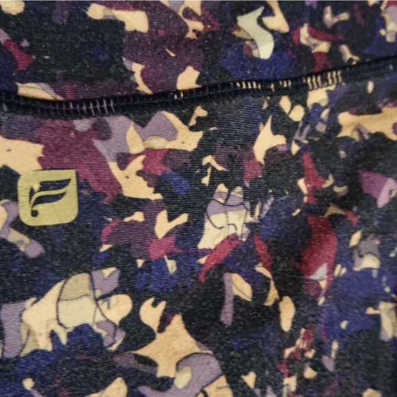 Fabletics Leggings - Purple Camouflage - Picture 6 of 7
